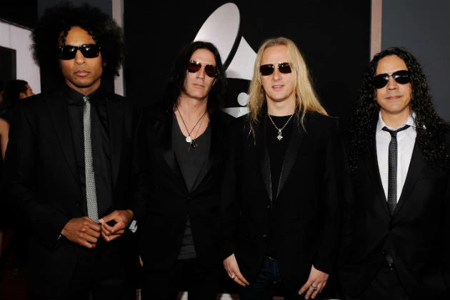 AIC Alice In Chains at The Grammy's