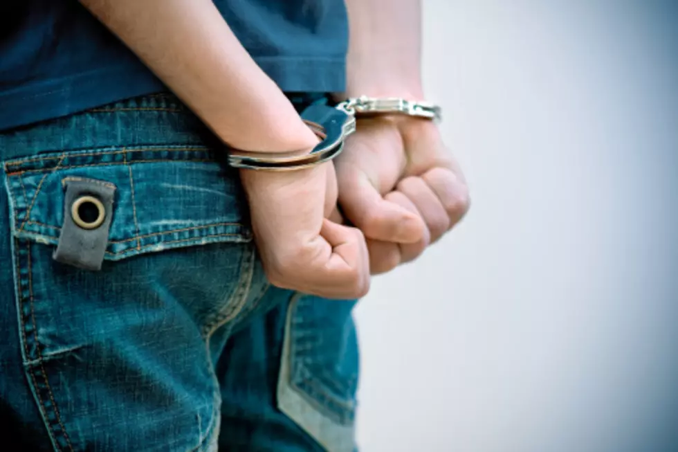 A Dealer From Maine Accidentally Calls Police Officer To Set Up Drug Buy, Gets Busted