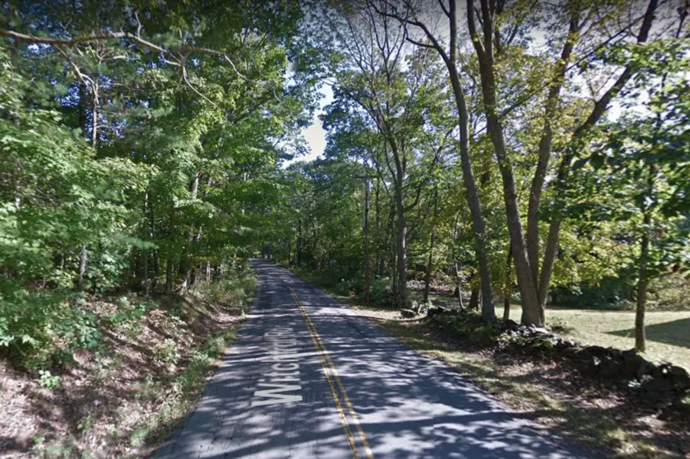 There’s A Haunting Road In Maine That Has A Wicked History