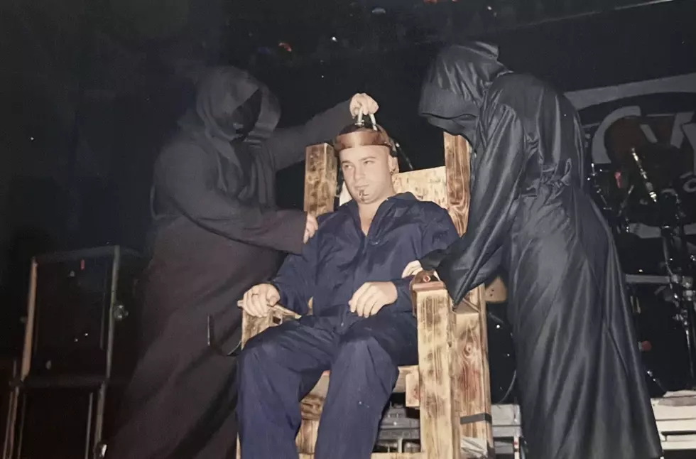 24 Years Ago: WCYY Holiday Bizarre with Orgy, Disturbed, Rustic Overtones & 6Gig